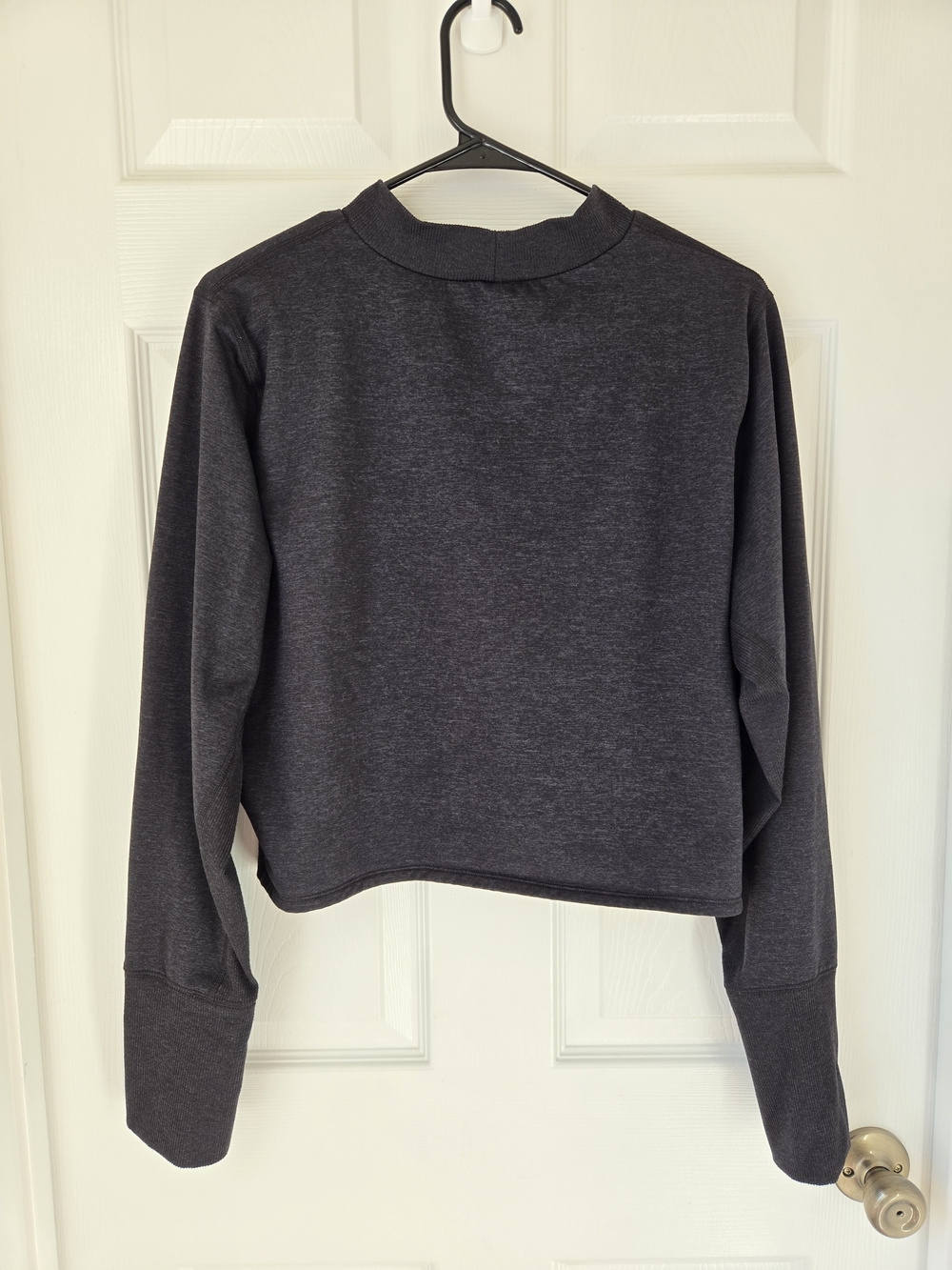 Old Navy Go-Dry Cozecore Charcoal Cropped Mock Neck Sweatshirt XXL Thumbholes - Picture 5 of 8